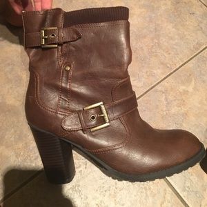 Brown ankle boots